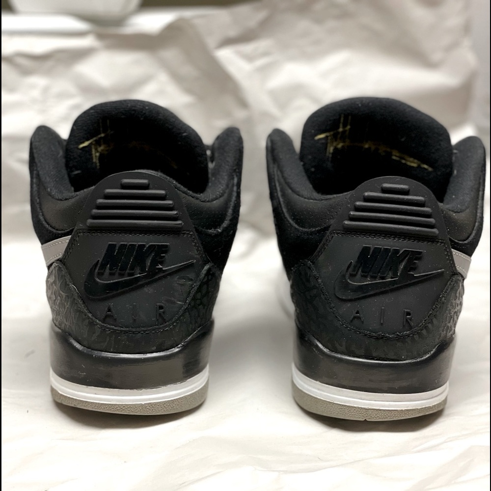 Air Jordan Tinker 3s - Picture 3 of 7